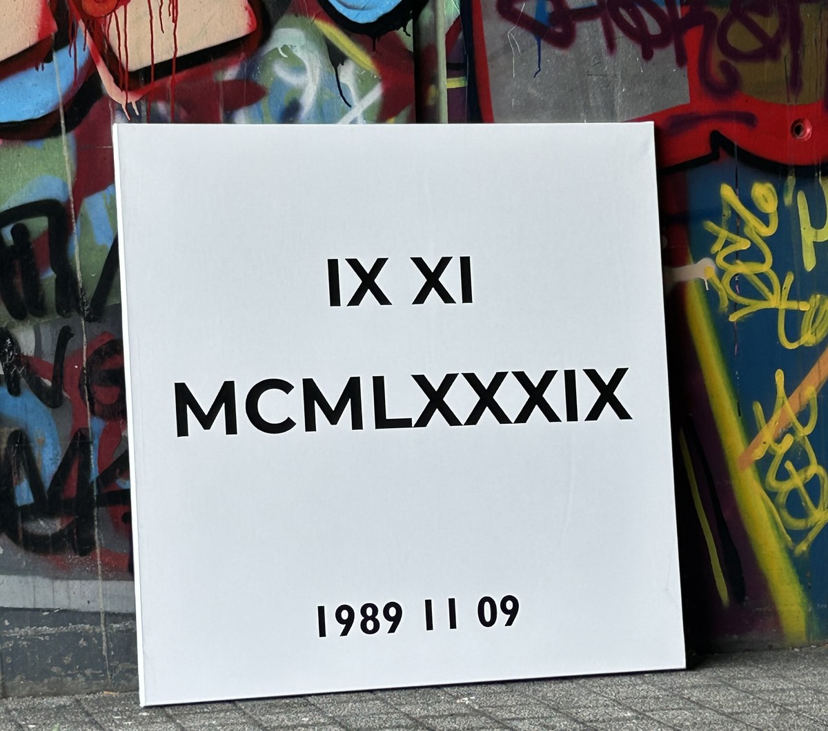 Œuvre Dates Uniques — 9 novembre 1989, chute du mur de Berlin
