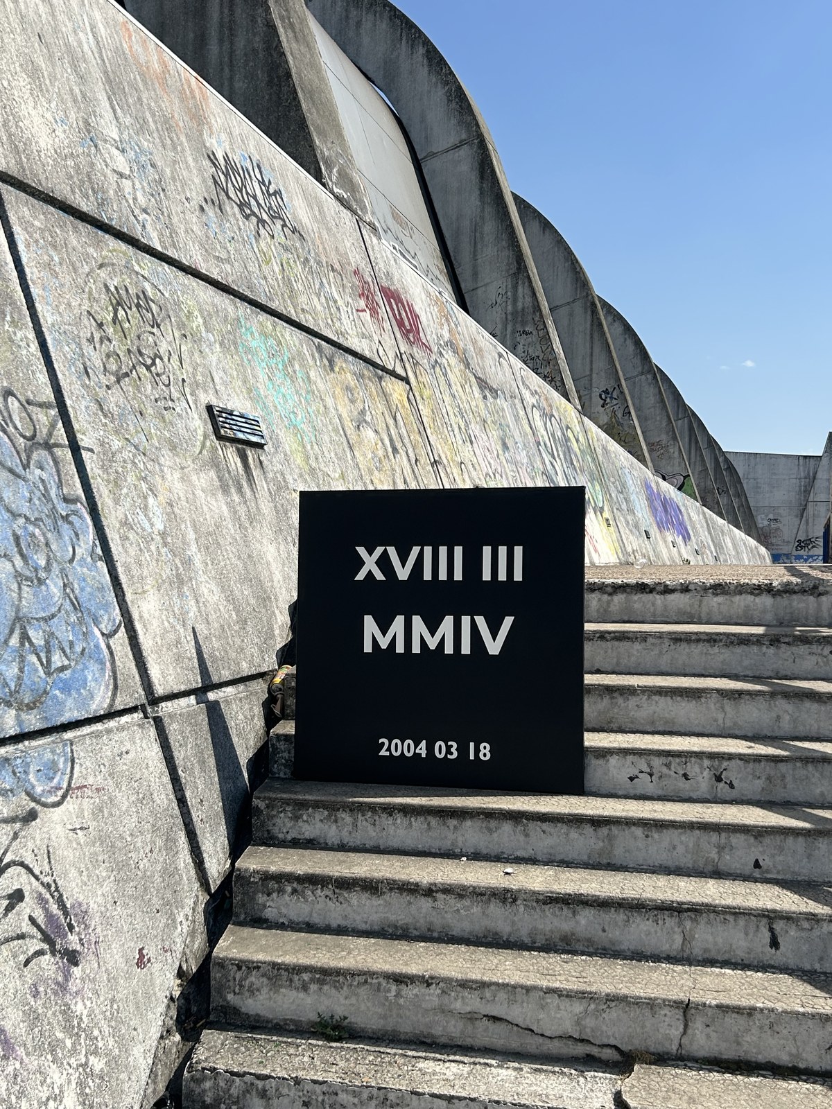 Œuvre Dates Uniques — 1er janvier 2000, passage au millénaire